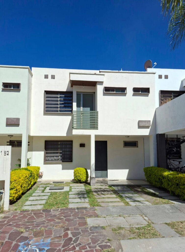 WhatsApp Image 2025-10-21 at 4.22.27 PM