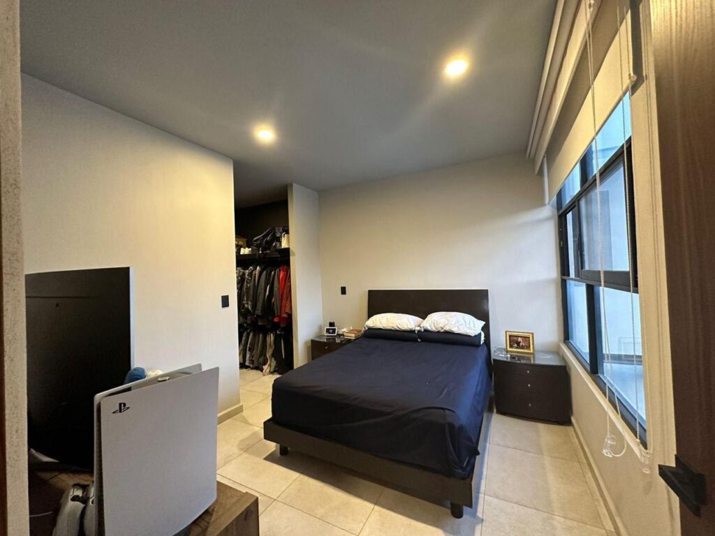 WhatsApp Image 2025-12-05 at 12.01.49 PM (1)