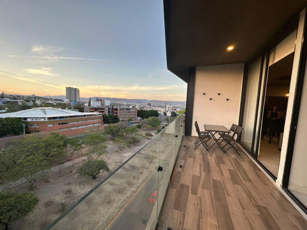 WhatsApp Image 2025-12-05 at 12.01.49 PM (3)