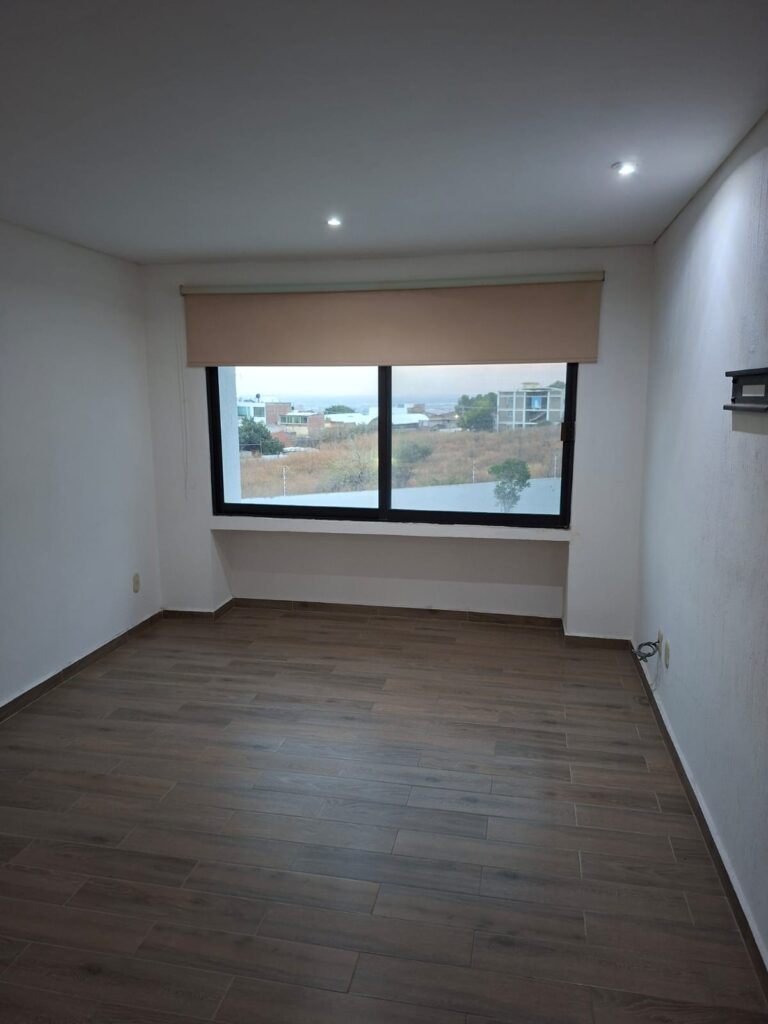 WhatsApp Image 2025-12-11 at 3.40.27 PM (5)