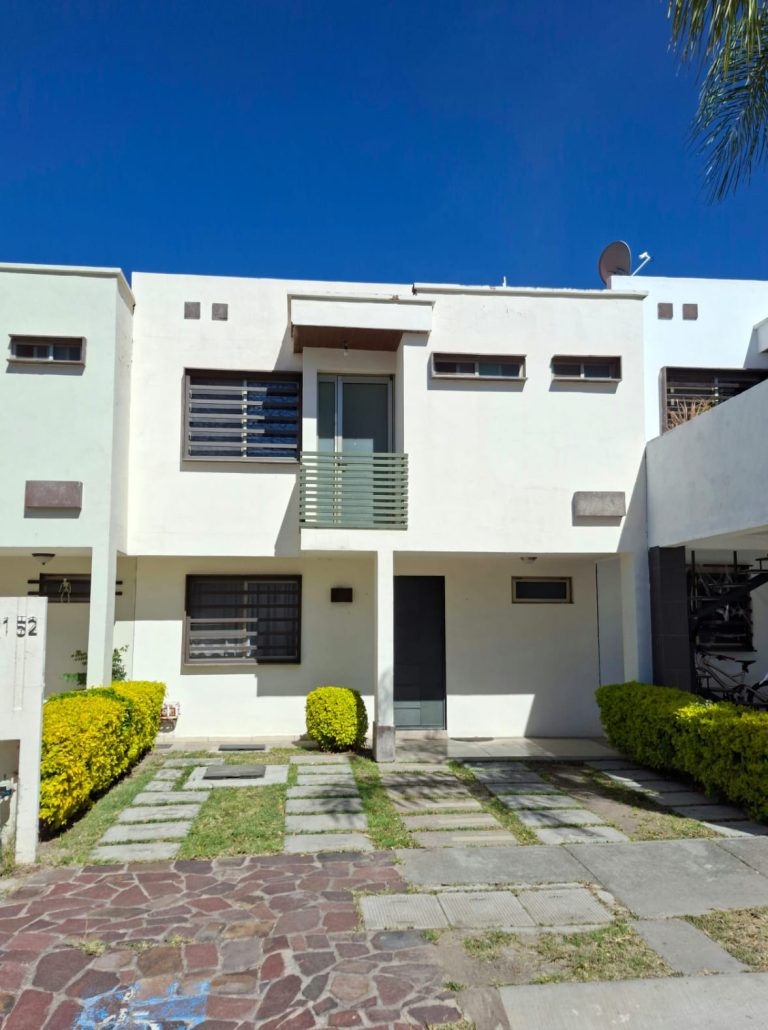 WhatsApp Image 2025-10-21 at 4.22.27 PM